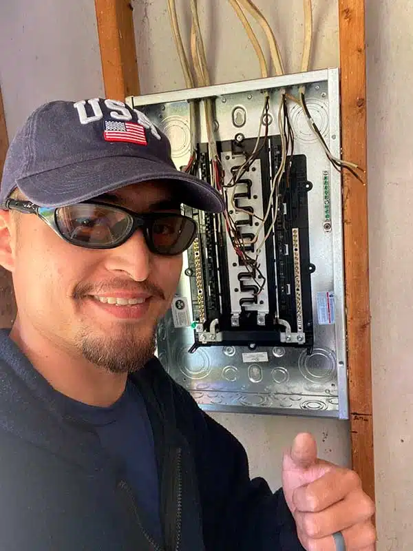 Leo Ramirez, Owner of Walton Electric